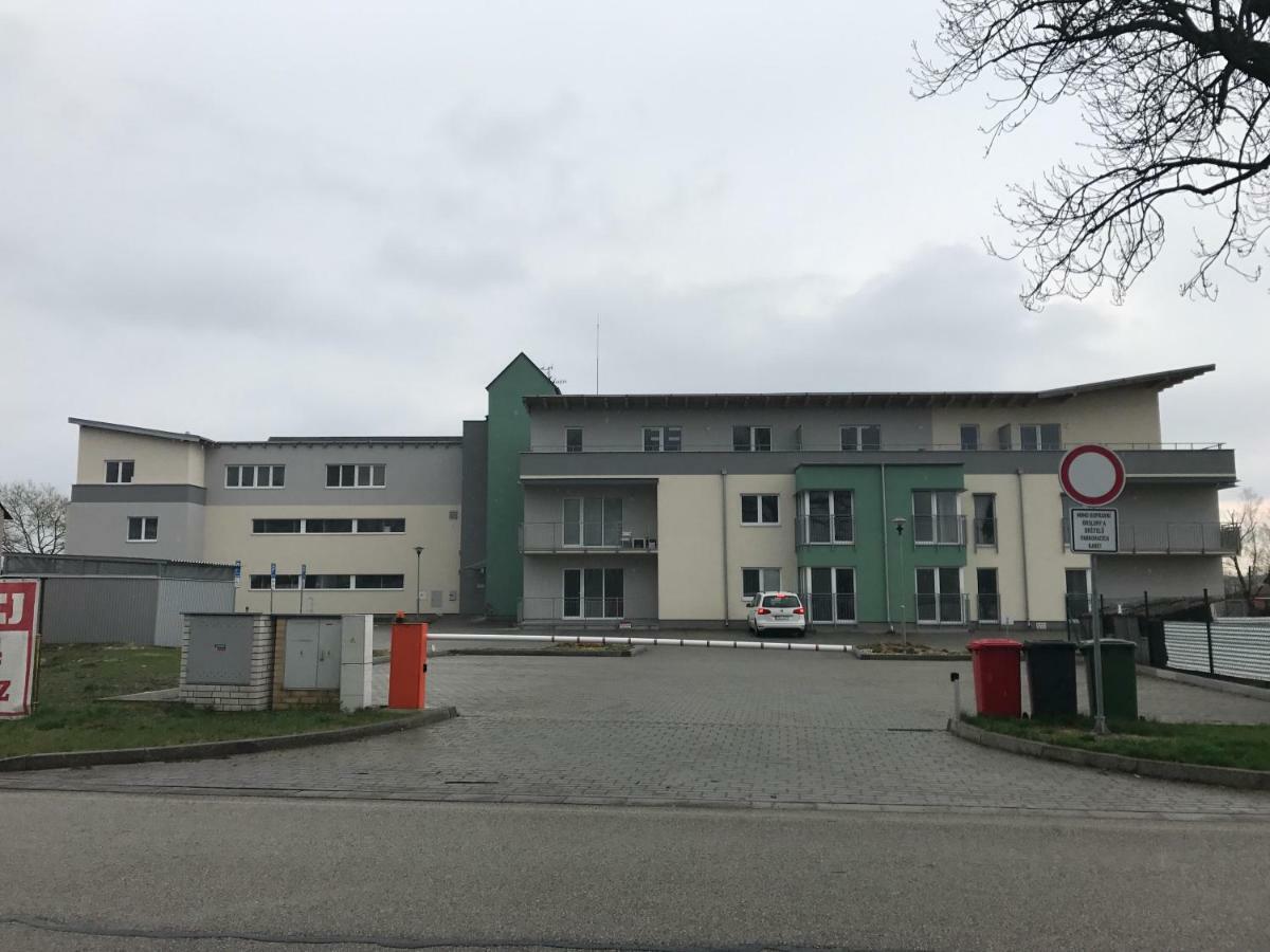 Apartman C.8 Magnolie Třeboň Eksteriør bilde
